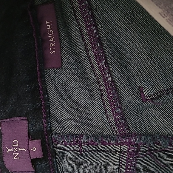 NYDJ Dark Indigo Straight Leg Jeans EUC - Picture 2 of 16